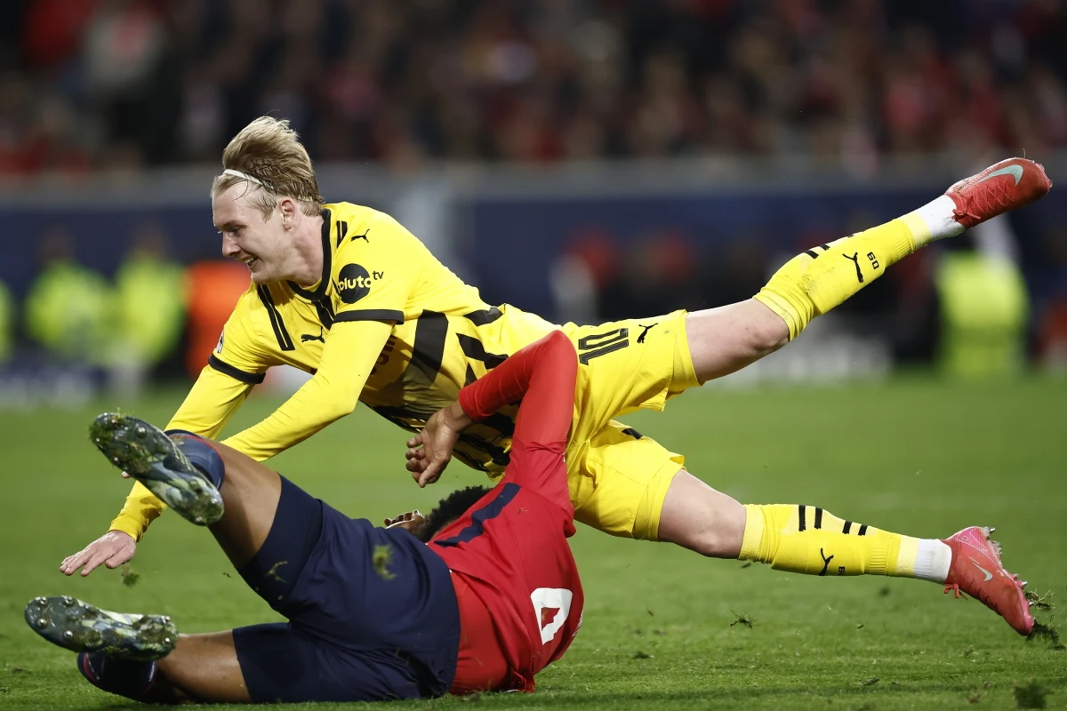 FC Barcelona zagra z Borussią Dortmund w ćwierćfinale piłkarskiej Ligi Mistrzów. Dla Roberta Lewandowskiego będzie to okazja, by zmierzyć się z byłym klubem. 