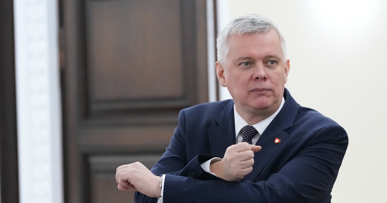 Dodatek dla funkcjonariuszy służb specjalnych. Jest decyzja premiera