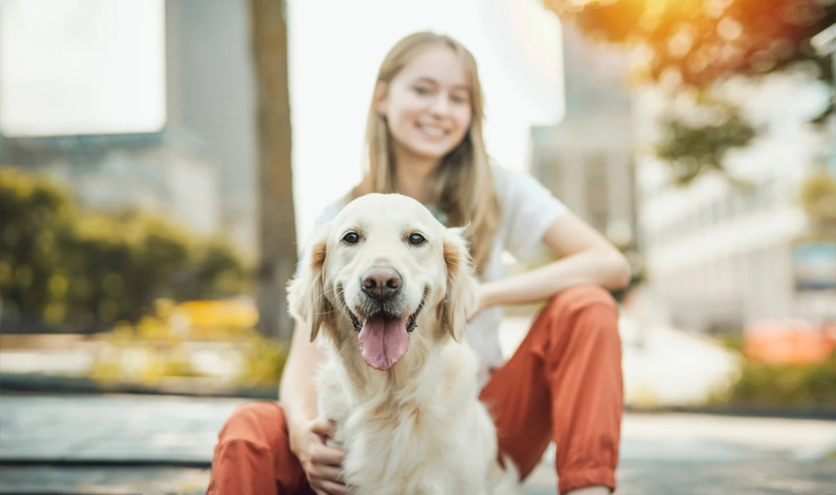 Oprócz bezgranicznej miłości, labradory ze swoimi opiekunami łączy coś jeszcze - geny otyłości, które zarówno czworonogi, jak i niektórych ludzi skłaniają do jedzenia i predysponują do otyłości. Naukowcy podkreślają jednak, że skutki działania tych genów można zredukować ścisłą dietą i odpowiednią dawką ruchu.
