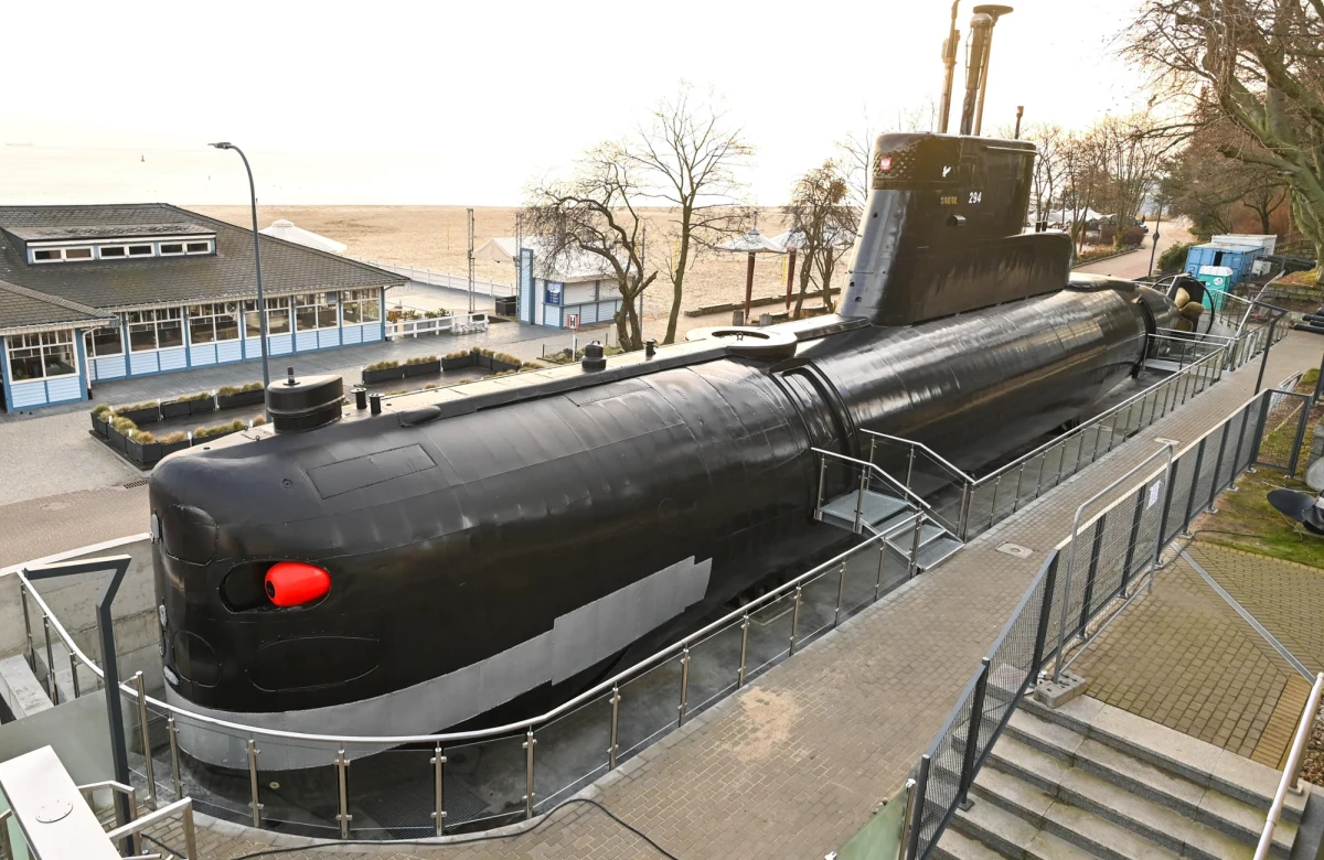 Od 25 marca będzie można zwiedzać okręt podwody ORP Sokół, który stoi przed Muzeum Marynarki Wojennej w Gdyni (MMW). Ze względów bezpieczeństwa będzie mogło na nim przebywać równocześnie do 10 zwiedzających. 