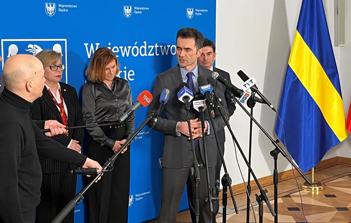 Ograniczenie wyburzeń, obniżenie prędkości pociągów – to zmiany, które w budowie linii kolejowej między Katowicami a granicą państwa z Czechami obiecuje rząd. Chodzi o inwestycję związaną z budową Centralnego Portu Komunikacyjnego, przeciwko której od lat protestują mieszkańcy wielu śląskich gmin. Na sobotę także zapowiedzieli protest. Nie wszystkich uspokajają deklaracje złożone w piątek w Katowicach.