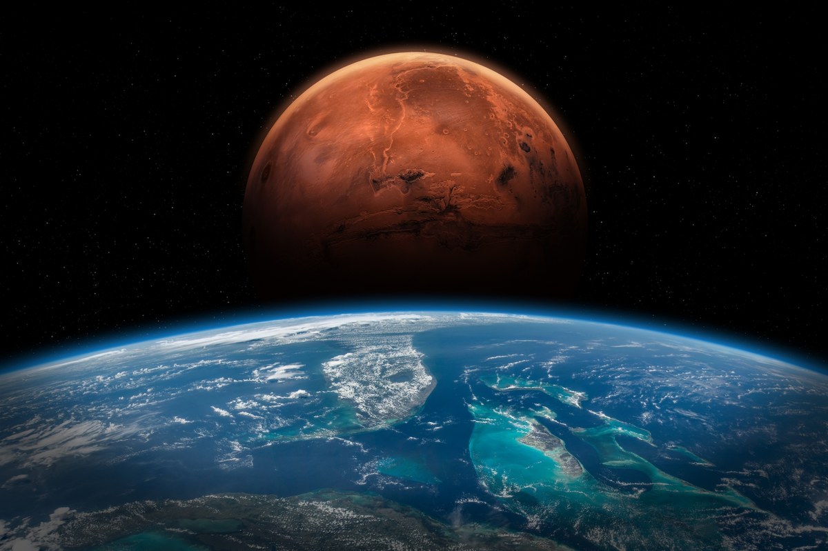 Odważna zapowiedź Elona Muska. Amerykański miliarder, właściciel m.in. przedsiębiorstwa SpaceX, napisał w mediach społecznościowych, że pod koniec przyszłego roku z misją na Marsa wystartuje rakieta Starship. Na jej pokładzie znajdzie się humanoidalny robot Optimus. Pierwsi ludzie mogą polecieć na Marsa już w 2029 r.