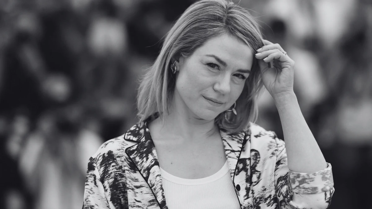 Belgijska aktorka Emilie Dequenne zmarła w niedzielę w szpitalu koło Paryża. Jej karierę zapoczątkowała rola w filmie "Rosetta" braci Dardenne. Miała 43 lata. W październiku 2023 roku ujawniła, że cierpi na rzadki nowotwór nadnerczy.