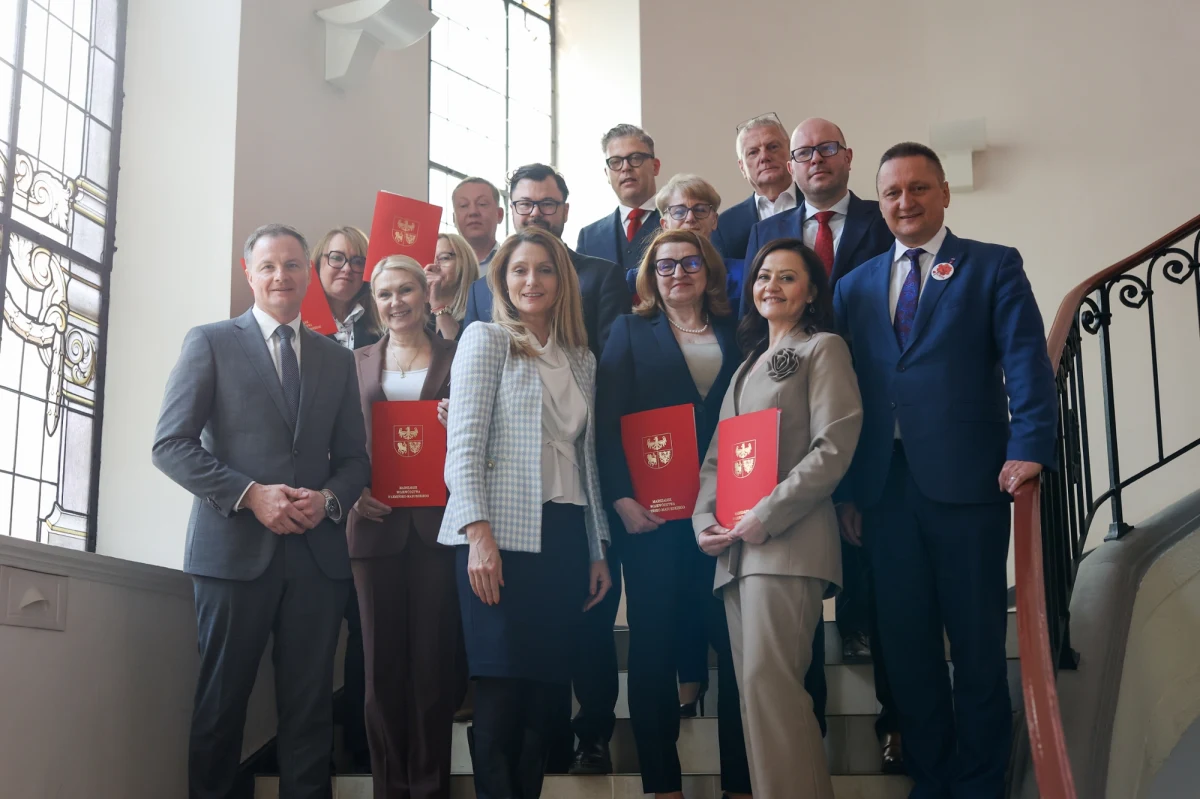 36,3 mln zł – to wartość inwestycji, jakie zostaną zrealizowane w szpitalach z województwa warmińsko-mazurskiego. Mają one na celu poprawę infrastruktury i przystosowanie placówek do opieki jednego dnia. 