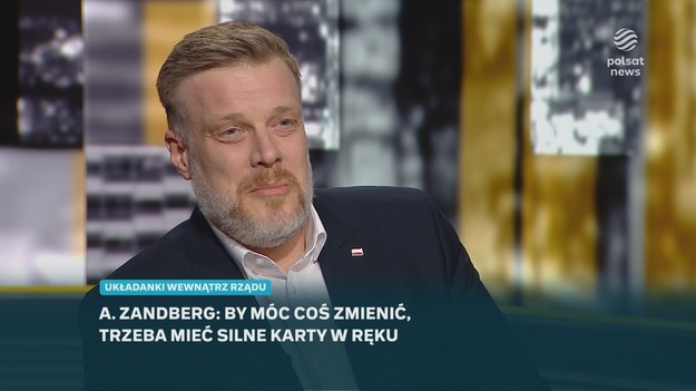 - W tym czasie jedyną alternatywą dla tego rządu, oprócz pisowców, była Konfederacja - mówił Adrian Zandberg komentując pierwszy rok rządu Donalda Tuska. Zdaniem lidera partii Razem jego ugrupowanie powinno było szybciej przejść do bardziej agresywnej opozycji.