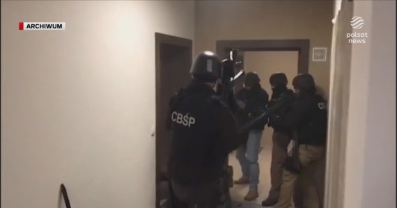 "Wydarzenia": CBŚP i KAS rozbiły mafię VAT-owską. Zatrzymano 53 osoby