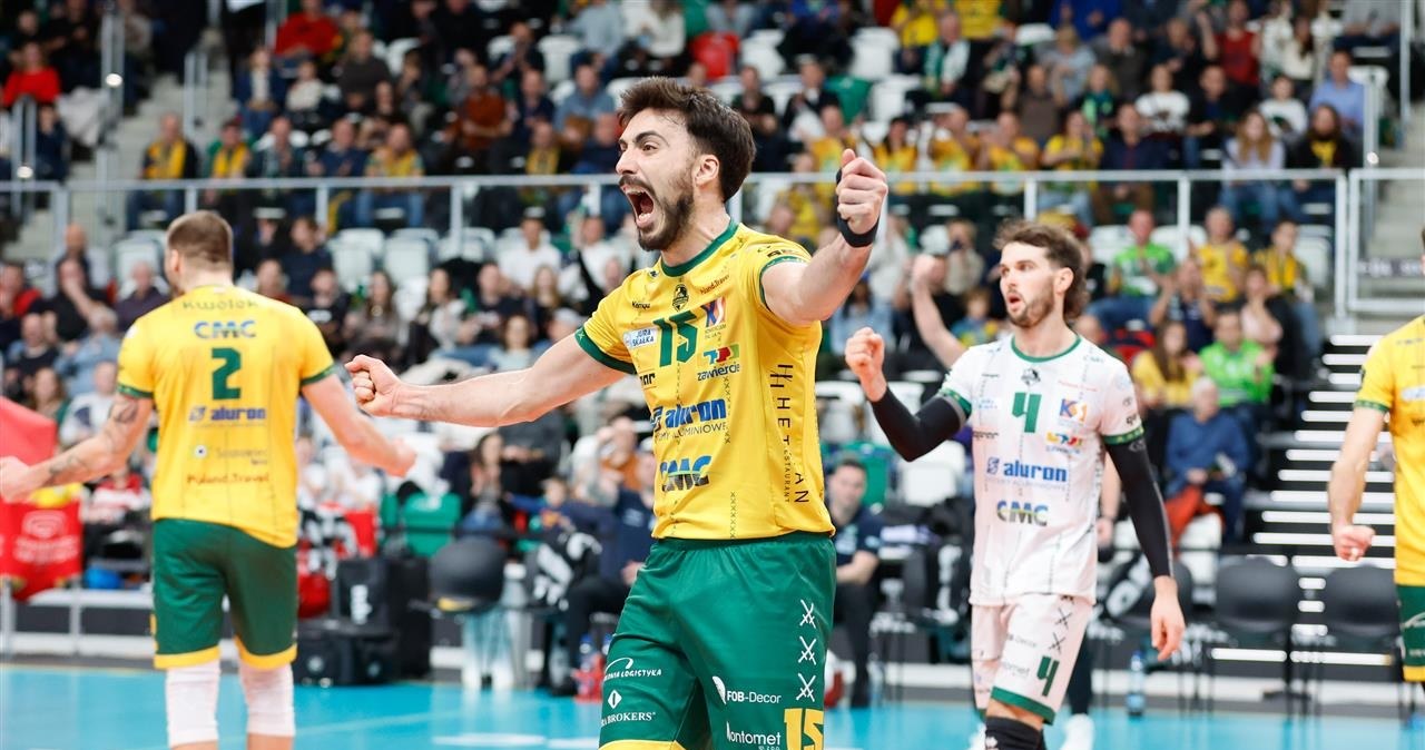 Historyczny sukces polskich siatkarzy w Lidze Mistrzów. Trybuny świętowały już po dwóch setach