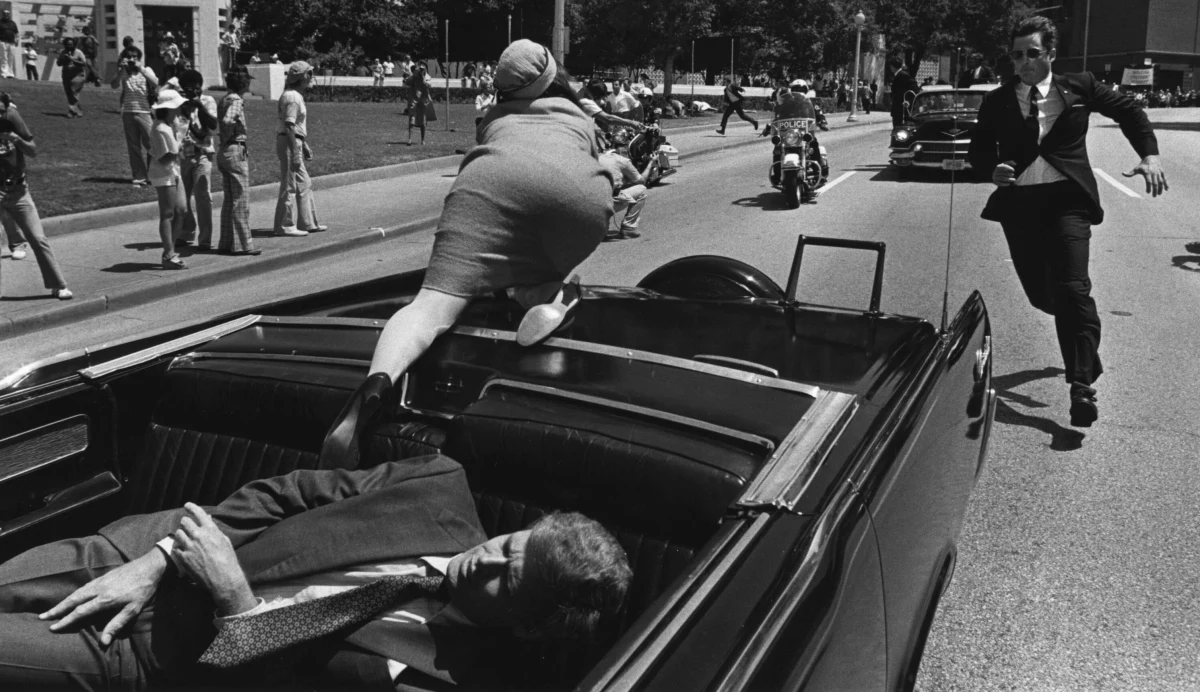 Kto naprawdę stoi za śmiercią prezydenta USA Johna F. Kennedy'ego? Nowe światło na tę sprawę mogą rzucić odtajnione przez administrację Donalda Trumpa akta. Władze federalne przypisują morderstwo Lee Harvey'owi Oswaldowi. W opinii ekspertów nowe dokumenty nie zmienią tej narracji.