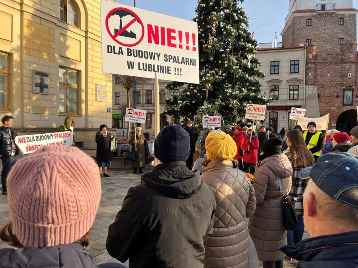 W czwartek (20 marca) przed Ratuszem ma dojść do kolejnego protestu przeciwników budowy spalarni odpadów przy ul. Metalurgicznej w Lublinie. Mieszkańcy przeciwni powstaniu spalarni jak dotąd przegrywają walkę o zablokowanie inwestycji