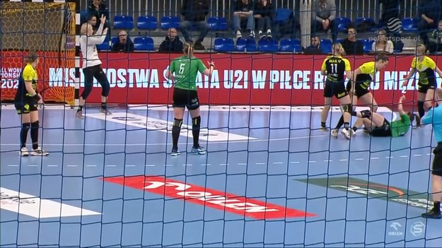 Skrót meczu MKS FunFloor Lublin - KPR Gminy Kobierzyce.
