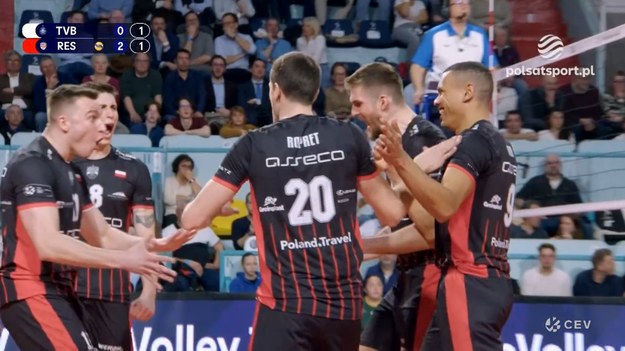 Skrót rewanżowego meczu półfinału Pucharu CEV Tours VB - Asseco Resovia Rzeszów.

