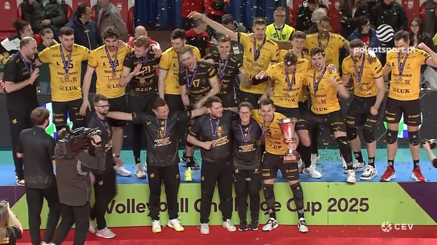 Bogdanka LUK Lublin przegrała na wyjeździe 2:3 z Cucine Lube Civitanova w rewanżowym meczu finału Pucharu Challenge, ale dzięki wygranej 3:1 w pierwszym spotkaniu sięgnęła po to trofeum.