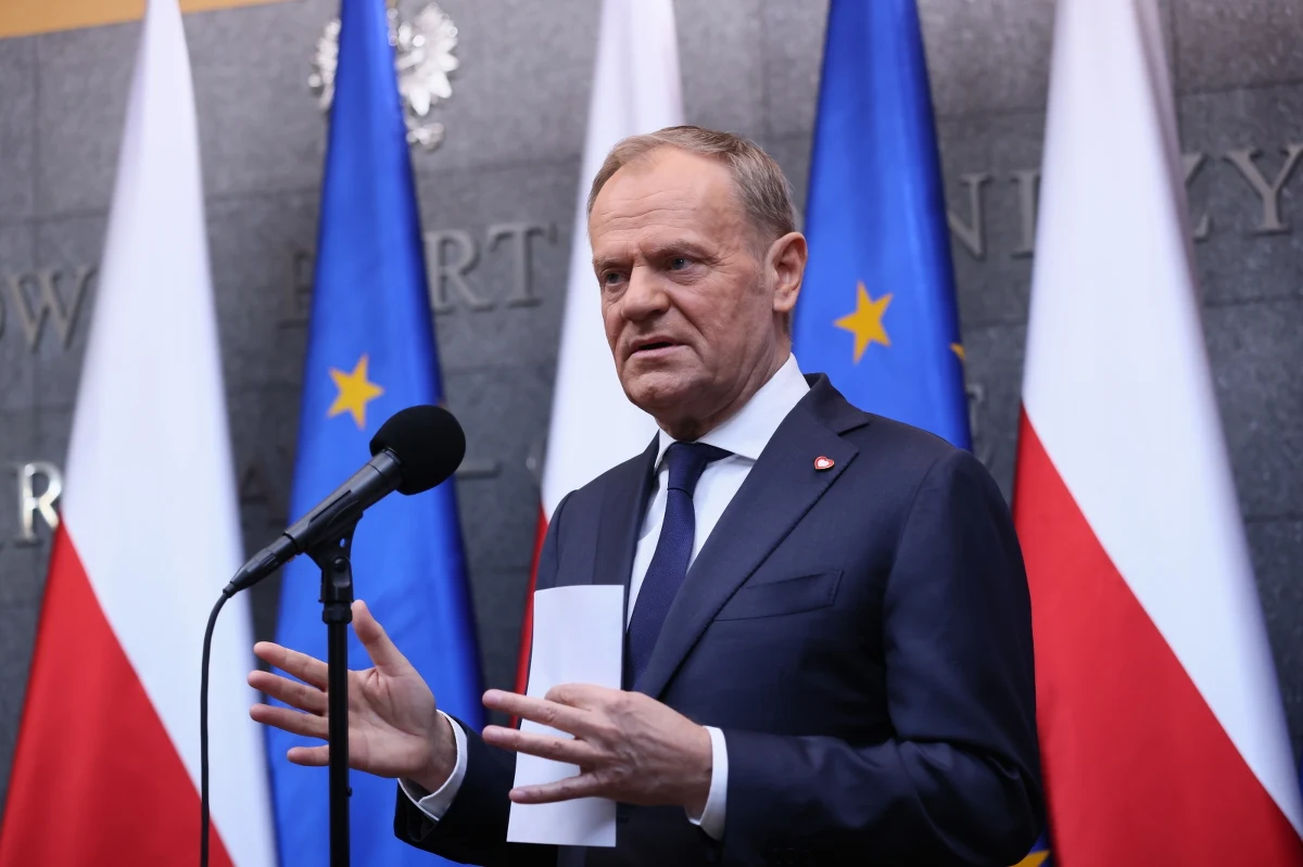 "Wybrali hańbę, a uchwałę i tak przegłosowaliśmy" - w taki sposób premier Donald Tusk odniósł się do wyników głosowania nad uchwałą w sprawie bezpieczeństwa Polski. Przeciwko jej przyjęciu byli posłowie PiS i Konfederacji. 
