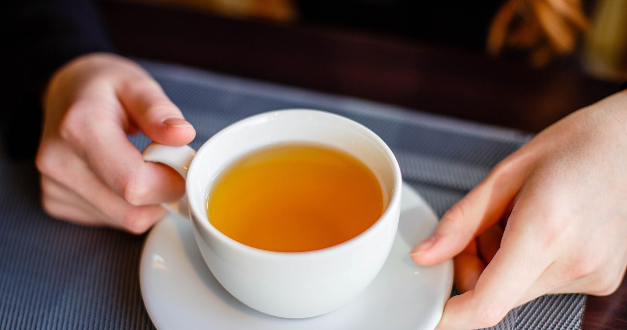 Zaparz i pij po posiłku. Działają rozkurczowo, redukują gazy w jelitach