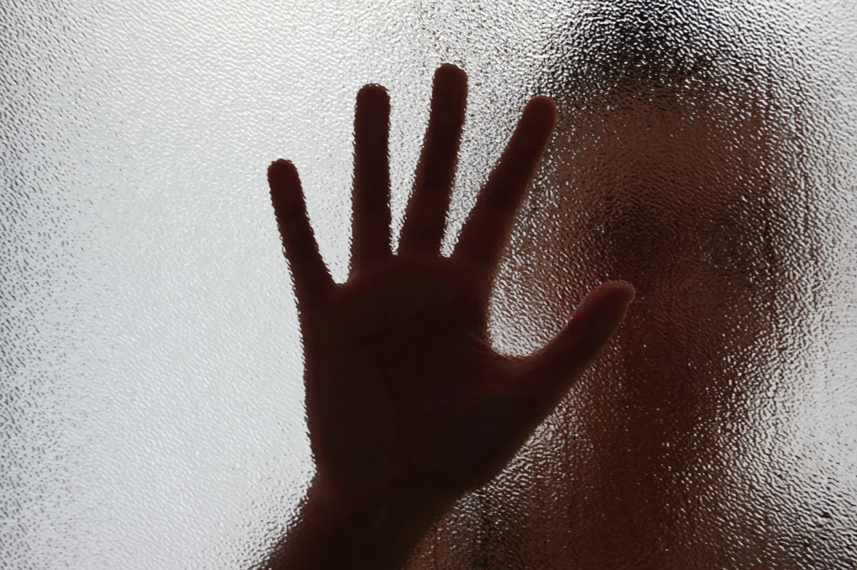 Jest tymczasowy areszt dla mężczyzny podejrzanego o uwięzienie i zgwałcenie 17-latki w Stalowej Woli na Podkarpaciu. 33-latek nie przyznał się do stawianych mu zarzutów