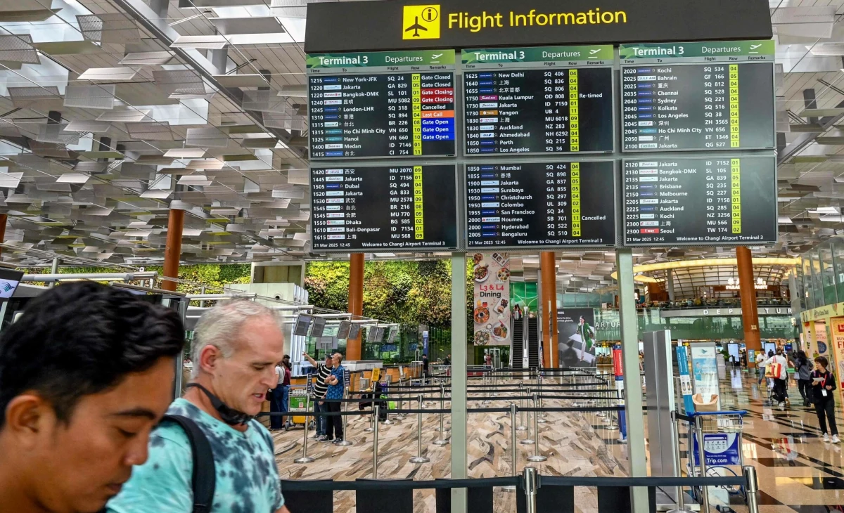 Londyńskie lotnisko Heathrow zostało w piątek zamknięte z powodu pożaru i potężnej awarii. Rzecznik PLL LOT poinformował o odwołaniu najbliższych lotów z Warszawy na Heathrow.