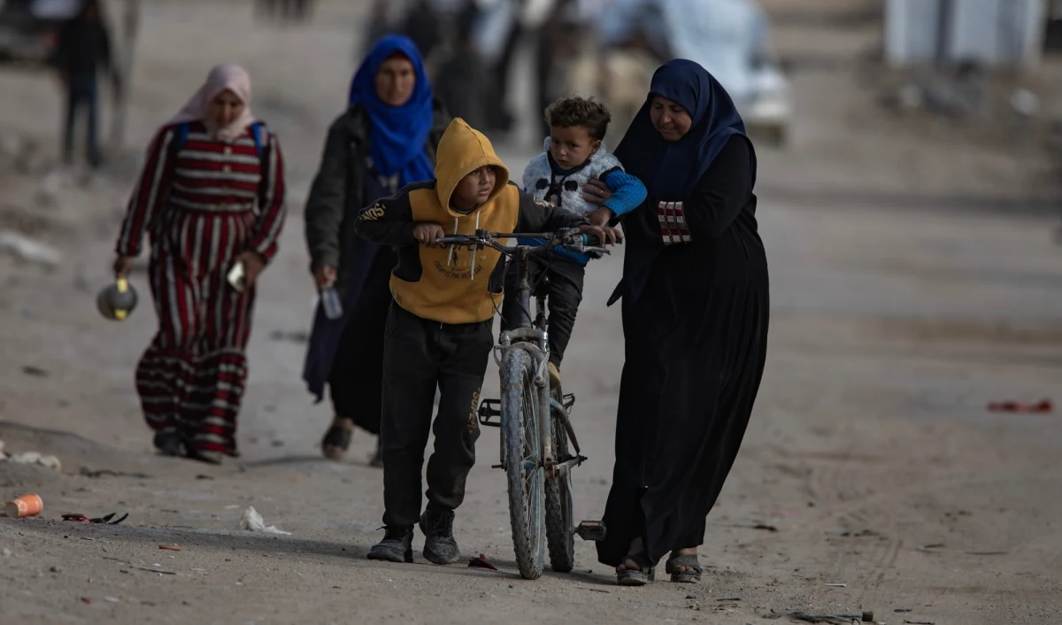 Prezydent Egiptu ma być skłonny do tymczasowego przyjęcia na Synaj do pół miliona mieszkańców Strefy Gazy. To zaskakujący krok, bo wcześniej to samo proponował Donald Trump, mówiąc, że Palestyńczycy ze Strefy Gazy powinni zostać przyjęci przez sąsiadujące z Izraelem Egipt i Jordanię. Kair wówczas stanowczo oprotestował wizję prezydenta USA.