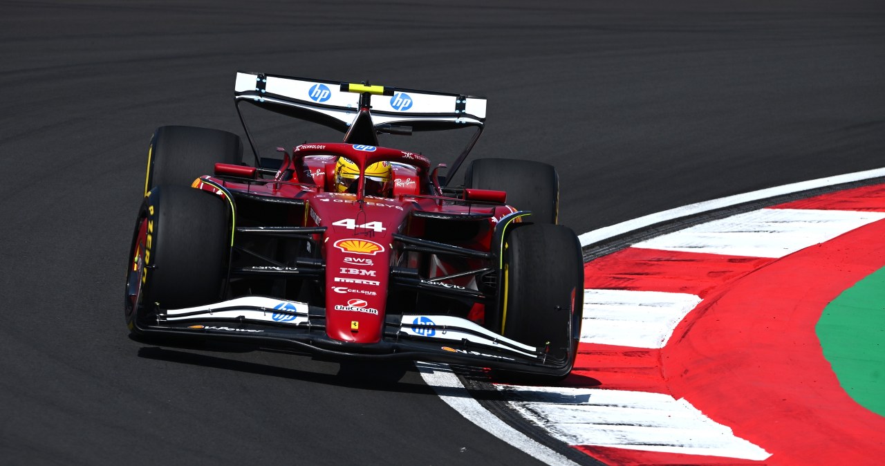 Hamilton minimalnie lepszy od Verstappena, niezwykła rywalizacja. Decydowało 0,018 s