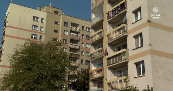 ''Wydarzenia'': Dziecko spadło z piątego piętra. Prokuratura uważa, iż wyrzuciła je matka