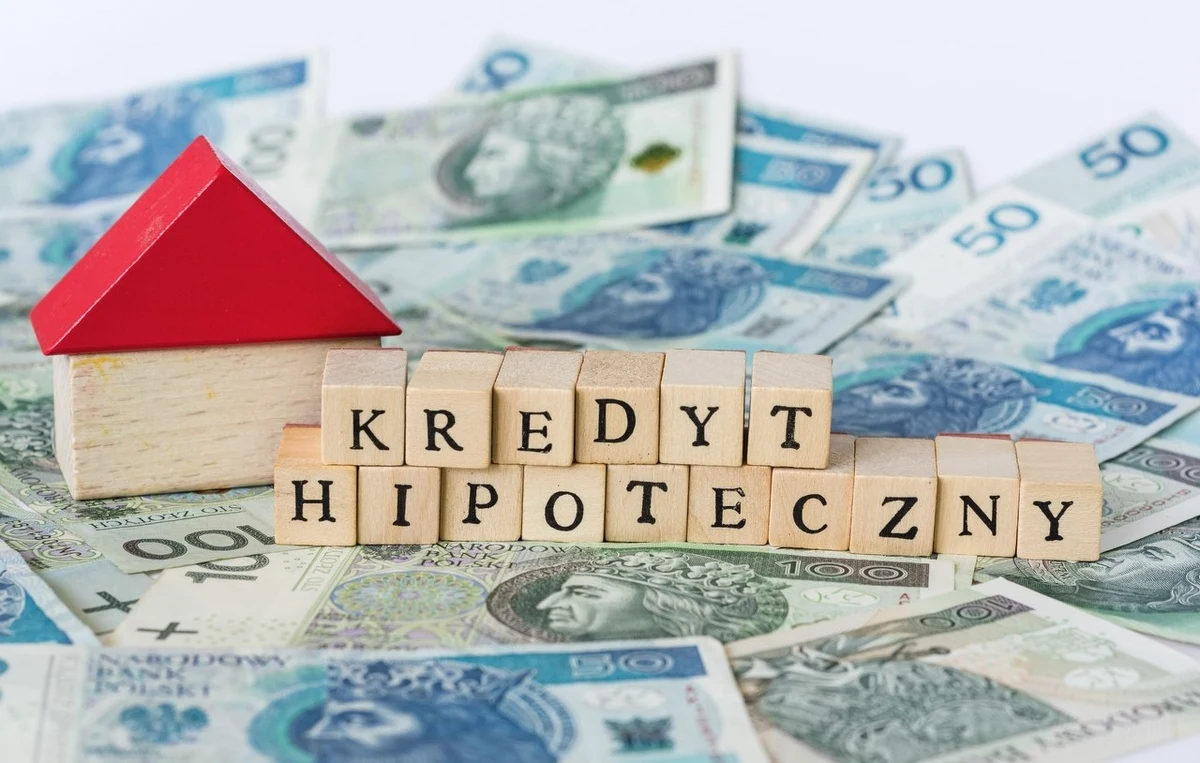 Wybór kredytu hipotecznego to jedna z najpoważniejszych decyzji finansowych, przed którymi może stanąć osoba planująca zakup nieruchomości. Istotne jest przemyślenie wielu aspektów związanych zarówno z ofertą banku, jak i indywidualną sytuacją finansową. 