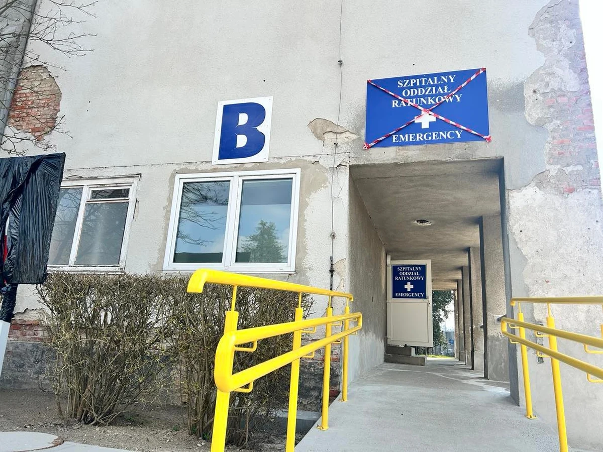 To będzie wielka przeprowadzka największego szpitalnego oddziału ratunkowego w regionie. SOR szpitala wojewódzkiego w Szczecinie na dwa dni wstrzyma przyjmowanie pacjentów. Personel i wyposażenie muszą się w tym czasie przenieść do budynku tymczasowego. Główną siedzibę czeka gruntowny remont.