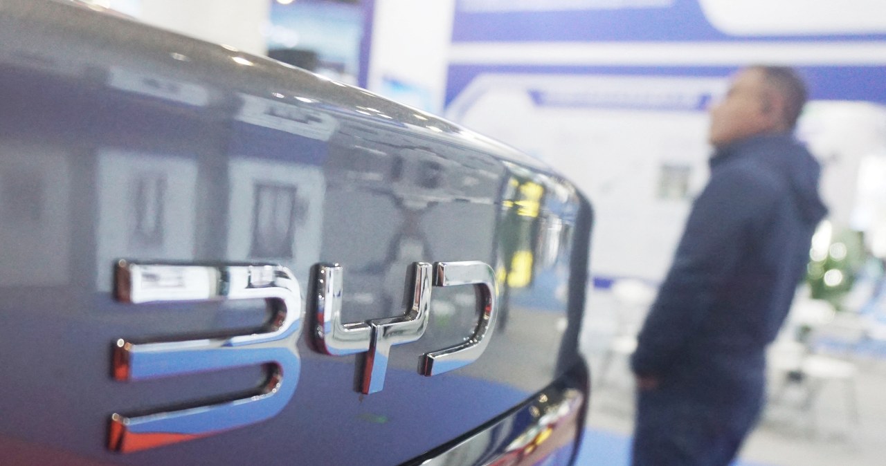 BYD w tarapatach. Chiński gigant tracił miliardy