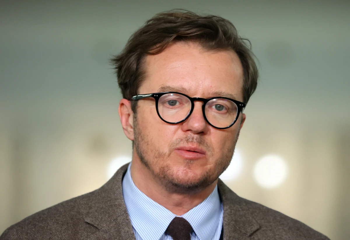 "Prokurator Ewa Wrzosek stawała w obronie praworządności w Polsce. Należy do ludzi z najtwardszym kręgosłupem moralnym. Jej zaangażowanie było zaangażowaniem publicznym, a nie politycznym" - mówił w Popołudniowej rozmowie w RMF FM Michał Wawrykiewicz, europoseł KO, komentujący zamieszanie wokół tzw. sprawy "dwóch wież".