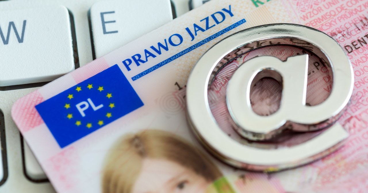 Prawo jazdy bez wizyty w urzędzie. Rząd szykuje rewolucję dla kierowców