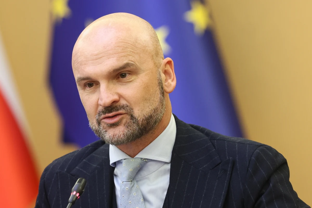 Zespół Rafała Brzoski bierze się za opiekę zdrowotną. Pełnomocnik rządu do spraw deregulacji przedstawił Pakiet Kolejkowy. W przyszłości ma skrócić czas oczekiwania na wizytę u lekarza.