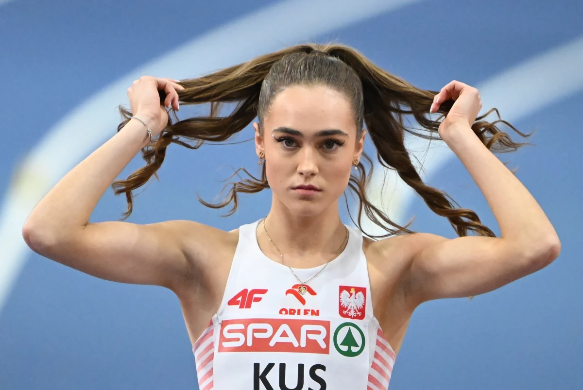 "Lubię to, że mogę inspirować młodych ludzi" - mówi w rozmowie z Cezarym Dziwiszkiem nasza 17-letnia biegaczka średniodystansowa Anastazja Kuś. W rozmowie z RMF FM opowiedziała o swoim historycznym sukcesie, ale i swojej rosnącej popularności oraz jak sobie z nią radzi.