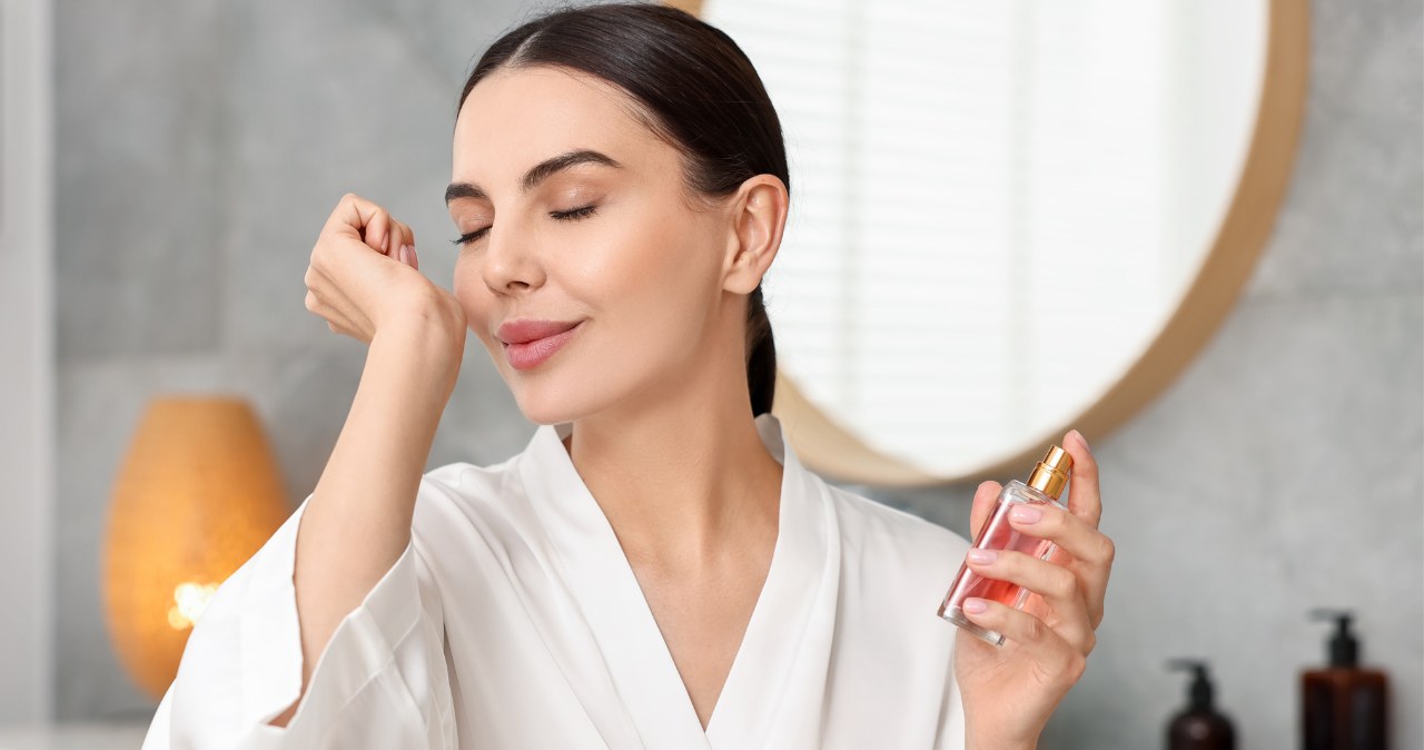 Te zapachy poprawiają humor. Warto mieć takie perfumy lub krem