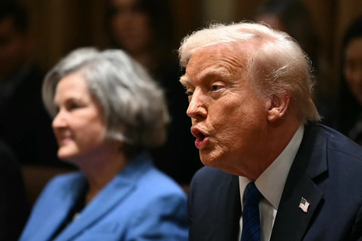 Donald Trump twierdzi, że USA analizują warunki postawione przez Rosję. W Arabii Saudyjskiej Amerykanie, Ukraińcy i Rosjanie zgodzili się na zapewnienie bezpieczeństwa żeglugi transportowej na Morzu Czarnym i zawieszenia ataków na cele energetyczne. Moskwa uzależniła jednak swoją zgodę od szeregu postulatów.