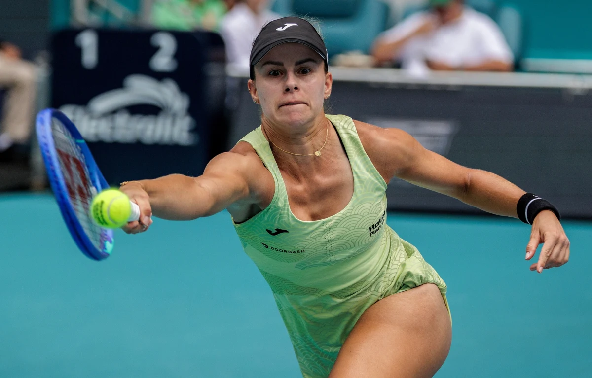 Magda Linette za burtą turnieju WTA 1000 na kortach twardych w Miami. Polka w ćwierćfinale przegrała z rozstawioną z numerem szóstym Włoszką Jasmine Paolini 3:6, 2:6.