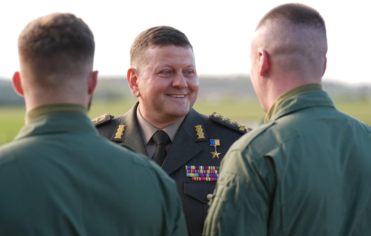 Kilka państw, w tym Polska, wie, że artykuł 5. NATO nie istnieje - stwierdził gen. Wałerij Załużny, niegdyś naczelny dowódca Sił Zbrojnych Ukrainy, a obecnie ambasador Ukrainy w Wielkiej Brytanii. Wspomniany artykuł to fundament Sojuszu Północnoatlantyckiego, traktujący o wzajemnej obronie.