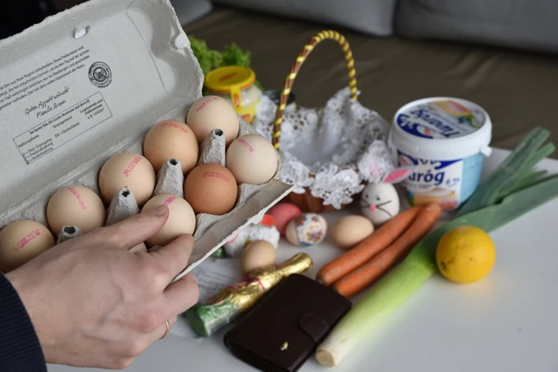 Cenowy szok przed Wielkanocą. Na targowiskach Polacy płacą za to krocie