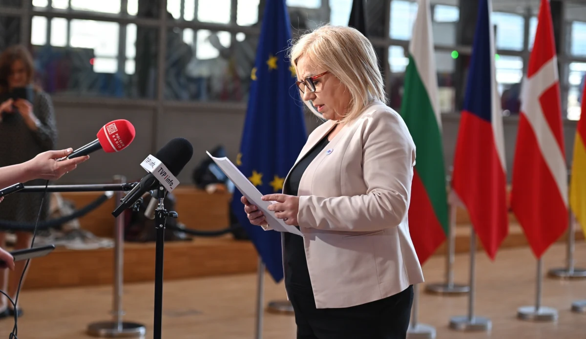 "Musimy mieć świadomość, że każdy rubel pozyskany ze sprzedaży gazu czy ropy będzie wykorzystany na zbrojenia przeciwko Europie" - powiedziała minister klimatu i środowiska Paulina Hennig-Kloska. Skomentowała w ten sposób słowa rosyjskiego ministra spraw zagranicznych Siergieja Ławrowa w sprawie ponownego uruchomienia gazociągów Nord Stream.​