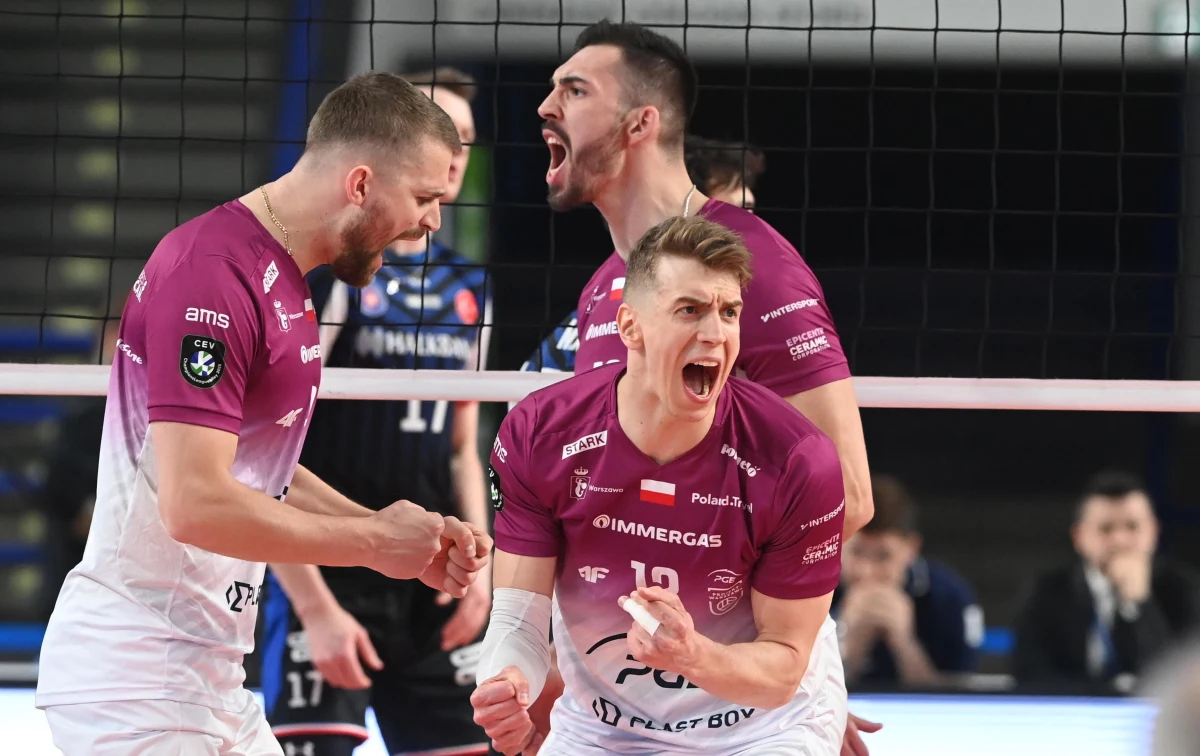 "Wisienka na torcie" siatkarskiej Plusligi - tak fazę play-off określa Piotr Gacek, prezes PGE Projektu Warszawa, w rozmowie z dziennikarzem sportowym RMF FM Cezarym Dziwiszkiem. Już w piątek pierwsze mecze ćwierćfinałowe - Projekt i kilka innych firm chętnie przejmie od Jastrzębskiego Węgla tytuł mistrza Polski. Sęk w tym, że jastrzębianie wcale nie palą się do tego, żeby go oddać.
