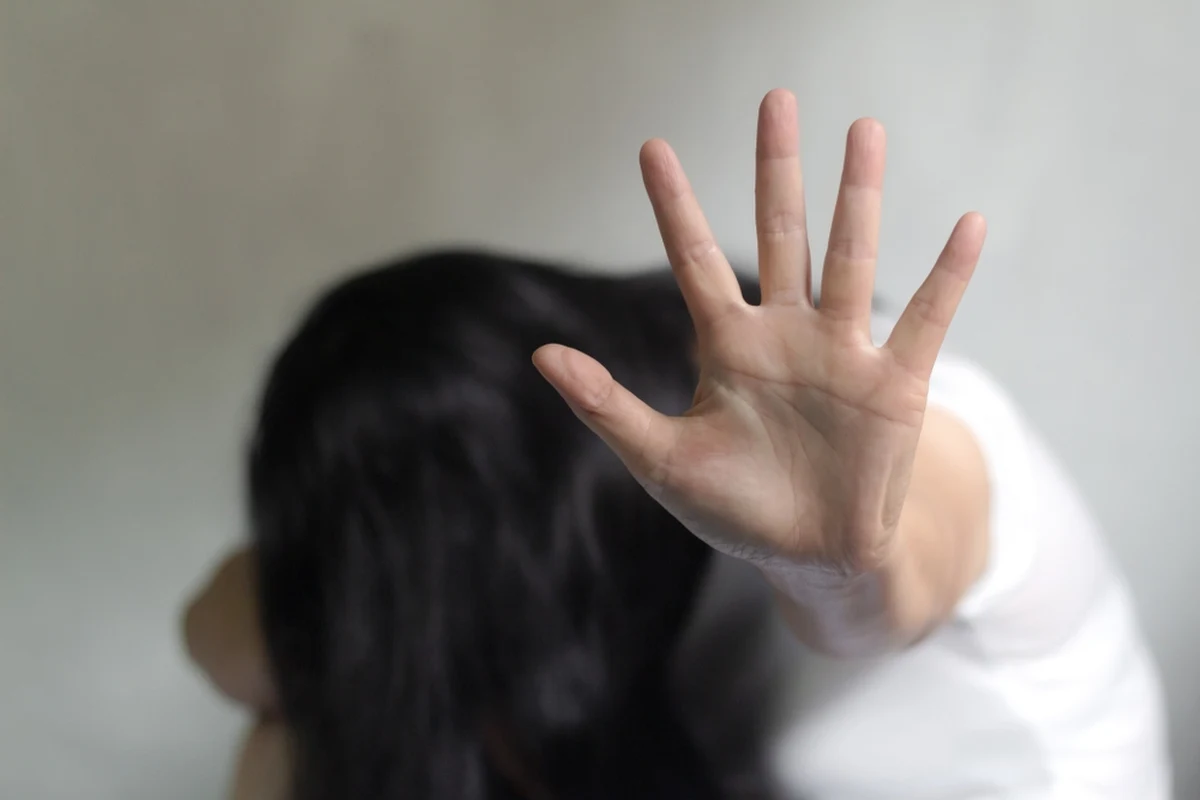 Policja wytypowała już mężczyznę, który może być sprawcą wczorajszego gwałtu na 14-latce we Wrocławiu. Dziewczynka jest pod opieką psychologów. 