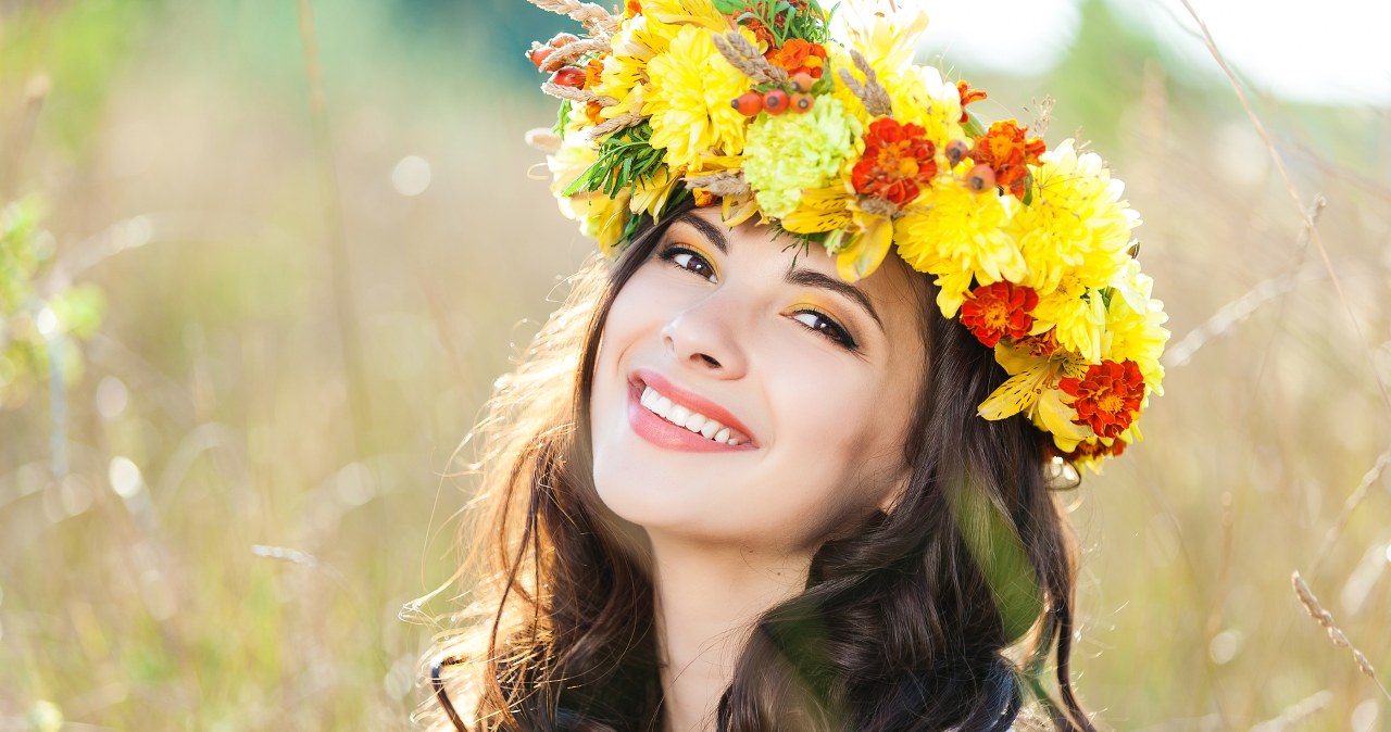 To imię kobiety, która może przybierać maski. Nie boi się życia i lubi ludzi