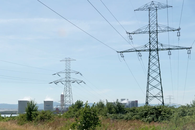 Rośnie skala ataków na polską energetykę. Rząd szykuje odpowiedź