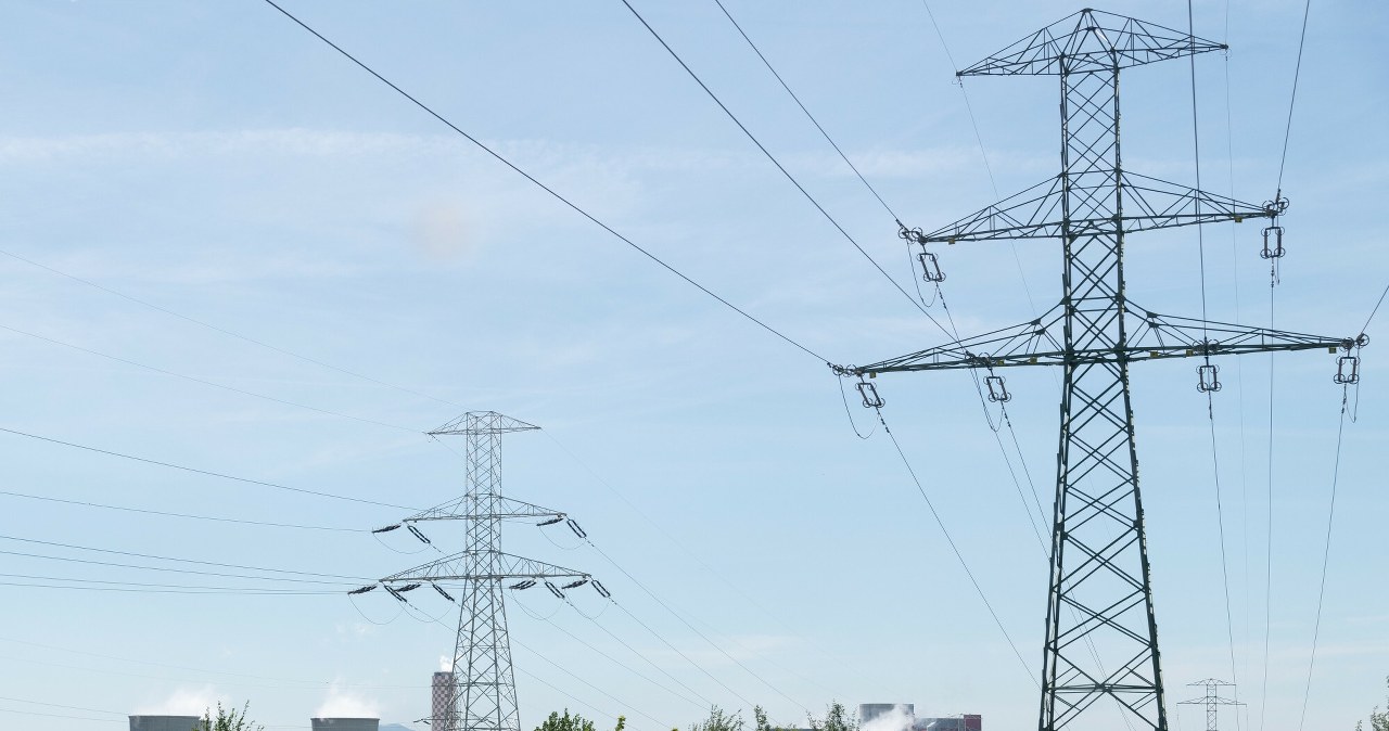 Rośnie skala ataków na polską energetykę. Rząd szykuje odpowiedź