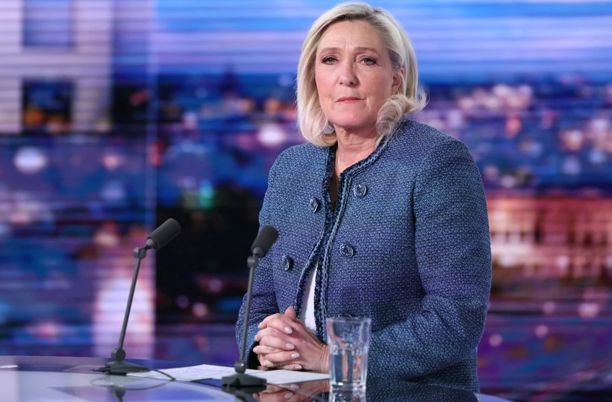 "Decyzją polityczną" Marine Le Pen określiła wyrok sądu, który nałożył na nią pięcioletni zakaz ubiegania się o funkcje publiczne. "Doszło do naruszenia zasad państwa prawa" - oceniła liderka francuskiej skrajnej prawicy. Dodała jednak, że nie zamierza ulec "zaprzeczeniu demokracji".