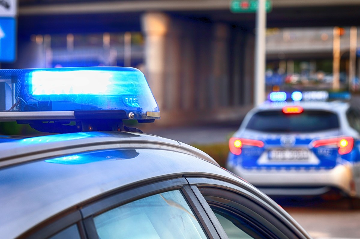W bloku znaleziono niebezpieczne materiały. Akcja służb