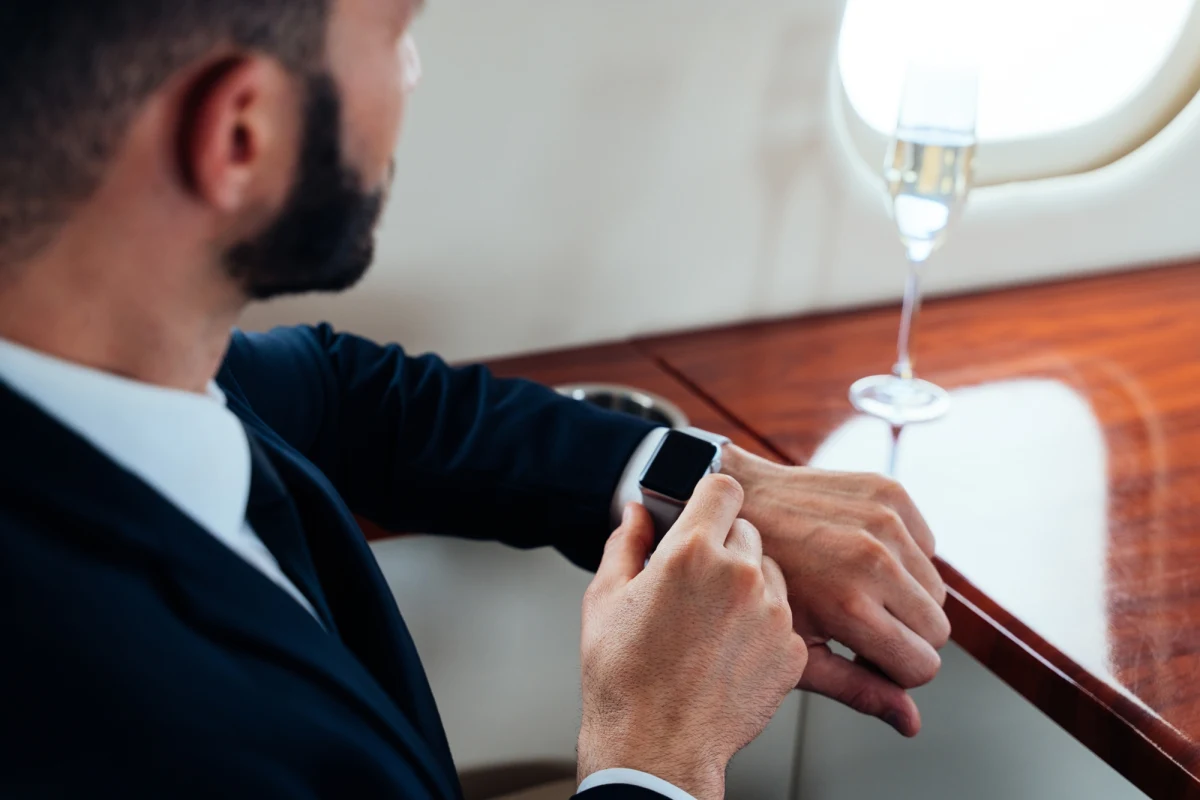 Lista miliarderów magazynu "Forbes" pokazuje gigantyczne rozwarstwienie społeczne w Rosji. Łączny majątek 146 najbogatszych Rosjan jest większy niż oszczędności zgromadzone przez wszystkich pozostałych mieszkańców kraju. Co więcej, najbogatszych przybywa - zestawienie powiększyło się o 21 osób.