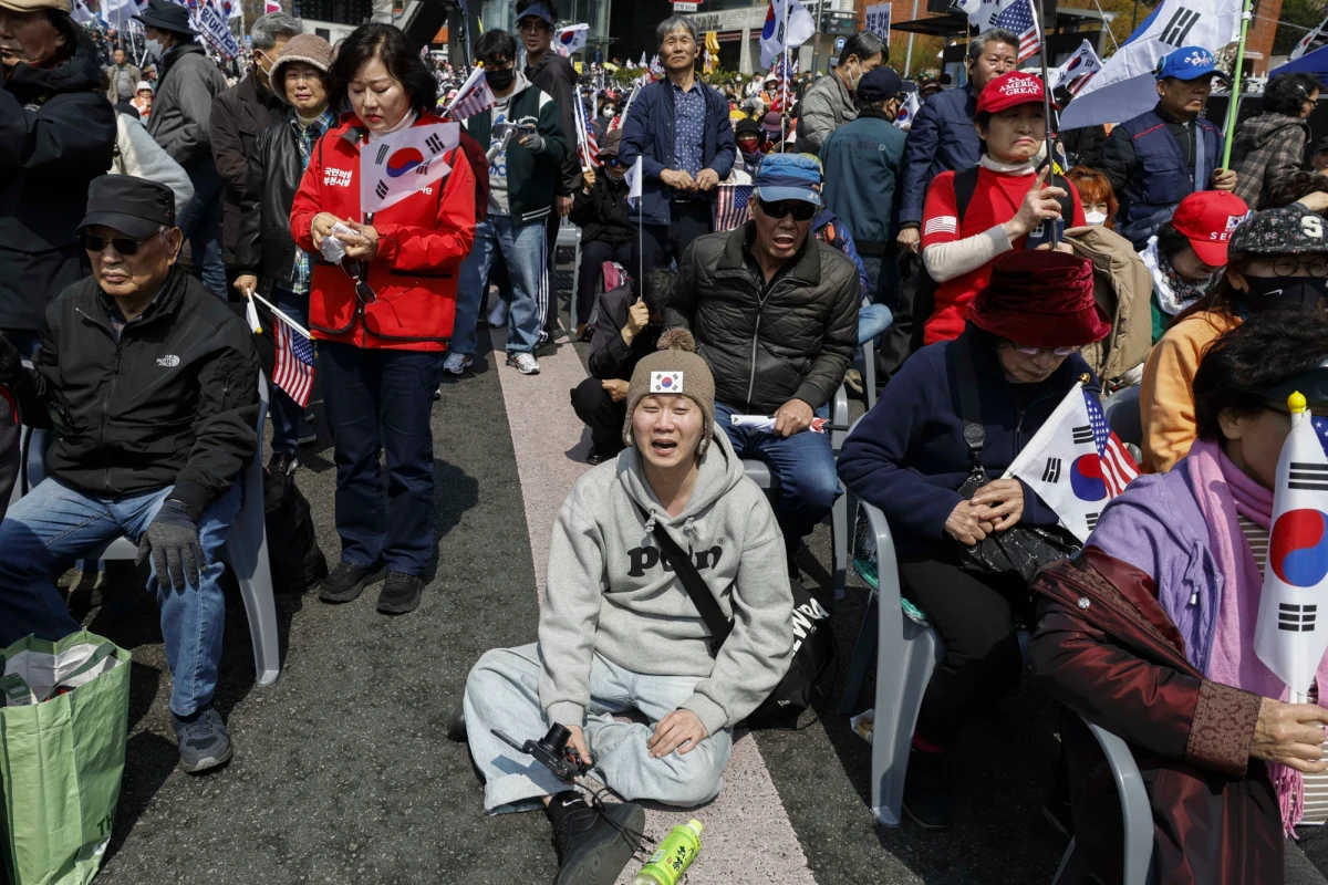 Decyzja o impeachmencie południowokoreańskiego prezydenta Jun Suk Jeola utrzymana przez tamtejszy Trybunał Konstytucyjny. Powodem impeachmentu było ogłoszenie przez Juna w grudniu ub.r. stanu wojennego. TK uznał, że działania polityka były niezgodne z konstytucją. Wybory nowego szefa państwa odbędą się w ciągu 60 dni.