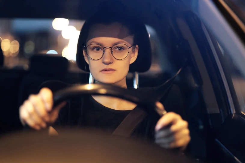 Jesienny problem wielu kierowców. Orientują się, gdy jest już za późno