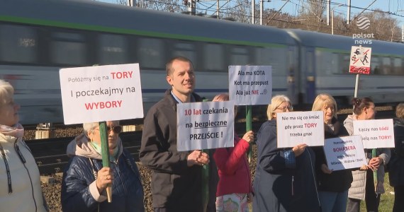 "Wydarzenia": Łodzianie tęsknią za kładką. Od 10 lat nielegalnie chodzą przez tory