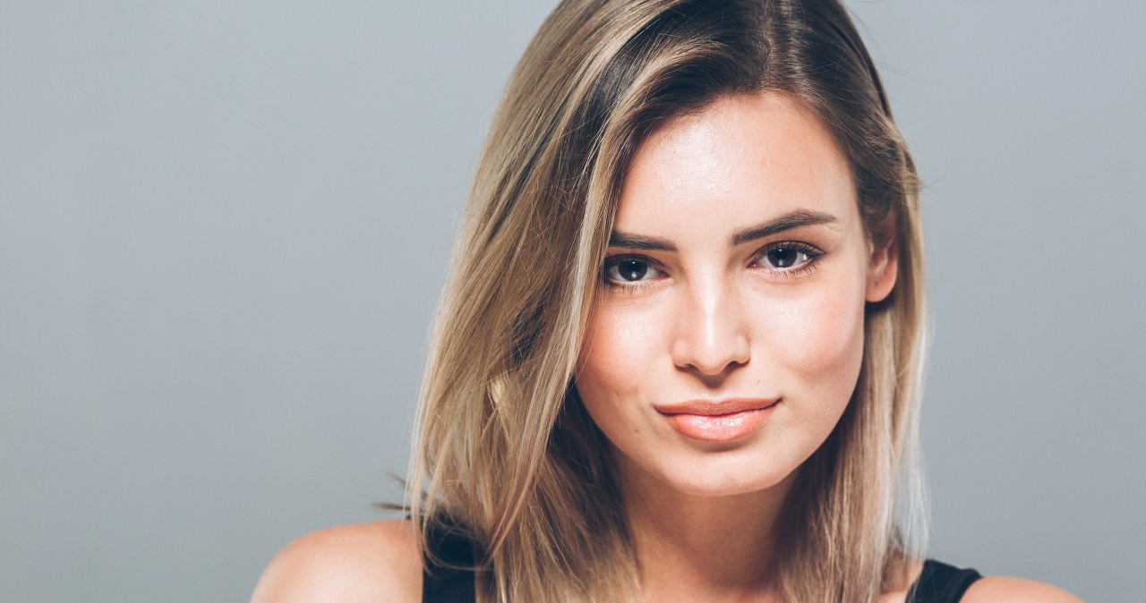 Gładka skóra po trądziku? Tak pozbędziesz się blizn