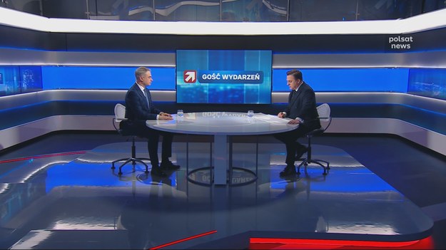 - Szok. To prowadzi już nie do starcia o cła i batalii o gospodarkę, tylko wojny, która może zawsze wymknąć się spod kontroli. Wojny gospodarczej oczywiście - powiedział Krzysztof Gawkowski pytany o zapowiedź Donalda Trumpa w sprawie nałożenia na Chiny ceł o wysokości 104%.