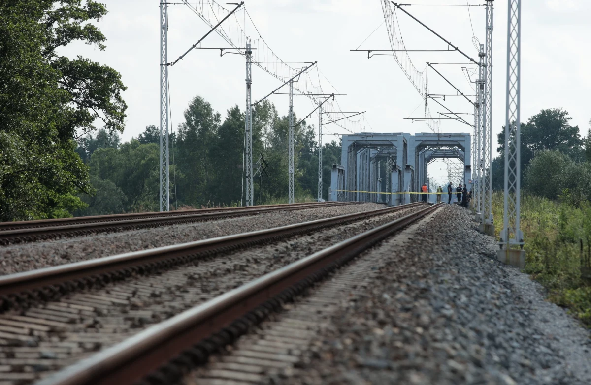 Aleksandra S. i Adrian S. spędzą w więzieniu po 25 lat za brutalne zabójstwo 27-letniego konkubenta kobiety. Sąd Apelacyjny w Krakowie utrzymał wyrok sądu pierwszej instancji i dodatkowo pozbawił oskarżonych praw publicznych na 10 lat po odbyciu kary.